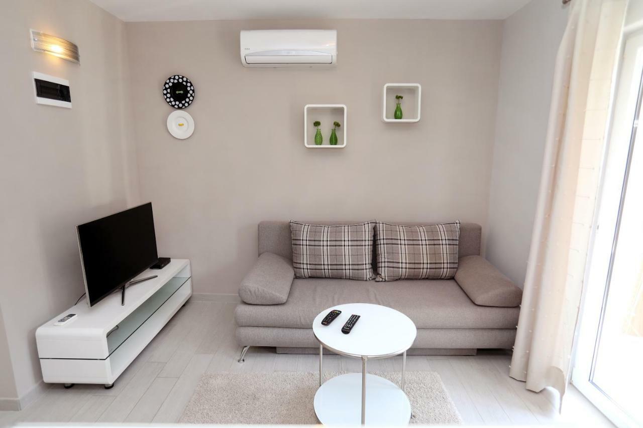Apartments Sakal Trogir Luaran gambar