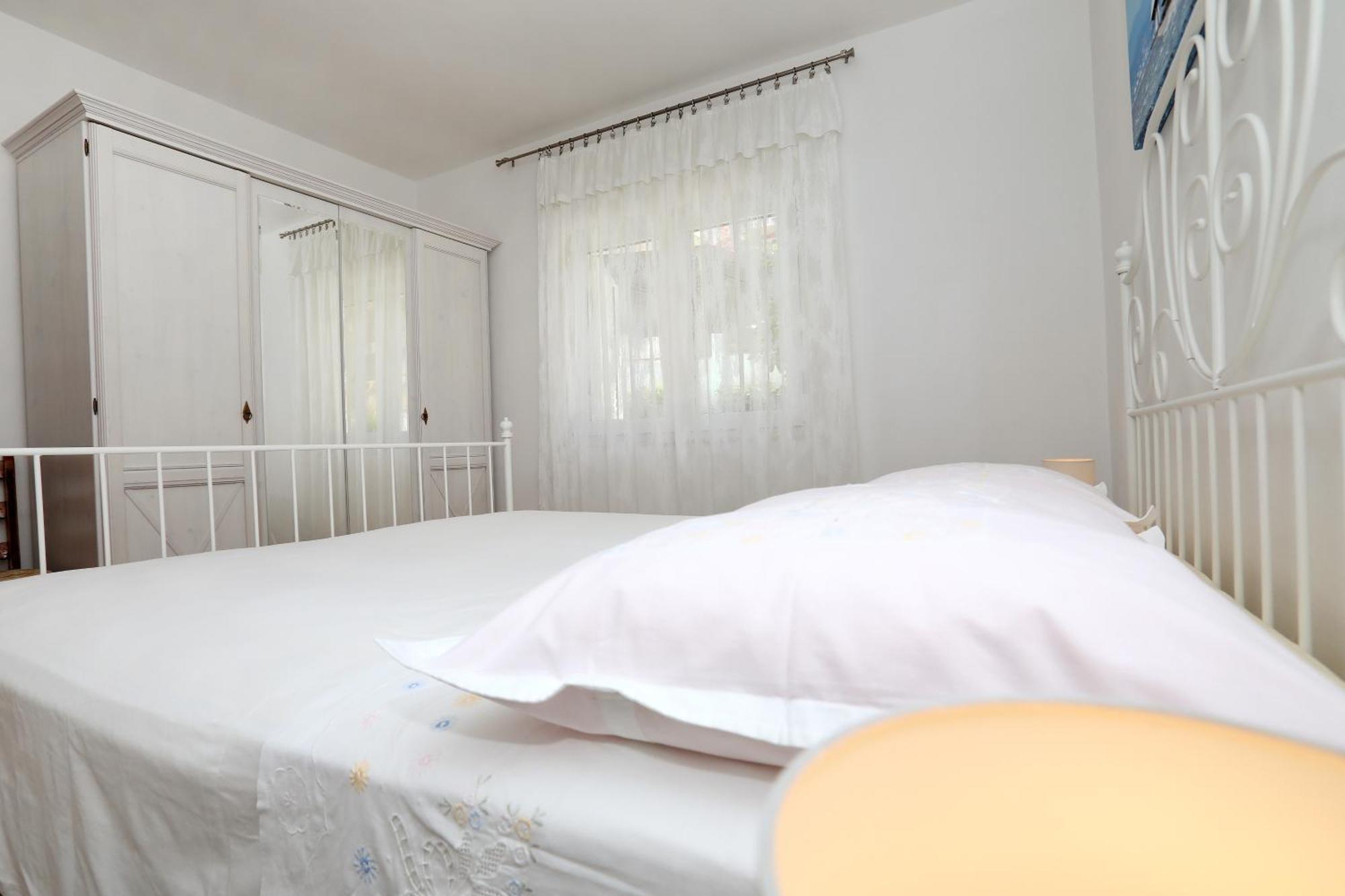 Apartments Sakal Trogir Luaran gambar