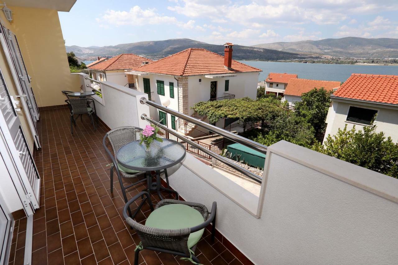 Apartments Sakal Trogir Luaran gambar